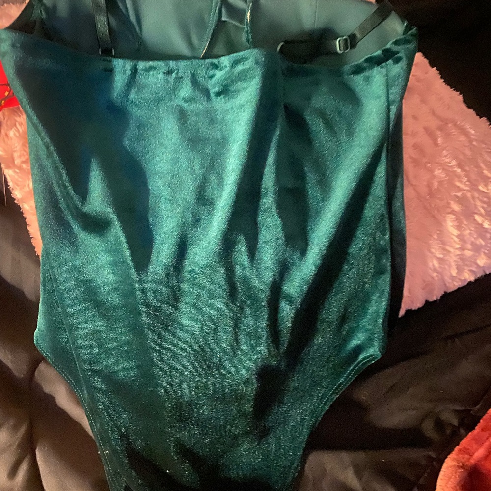 Bodysuit - Picture 3 of 4
